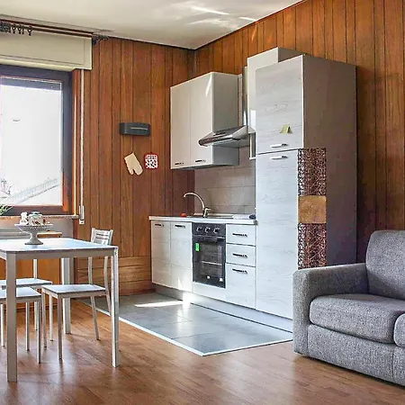 Stunning In With Kitchenette