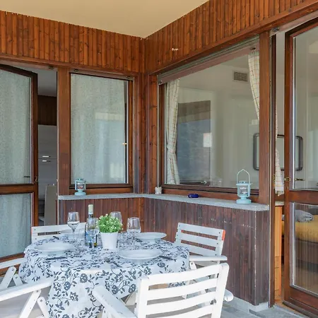 2 Bedroom Gorgeous Apartment In Omegna *