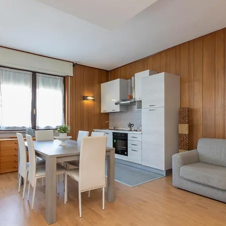아파트 2 Bedroom Gorgeous Apartment In Omegna *