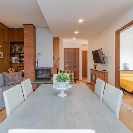 2 Bedroom Gorgeous Apartment In Omegna *
